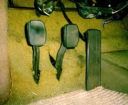 Car controls - Wikipedia