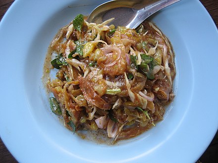 Samuza thoke, made with chopped pieces of samosa and a light curry broth