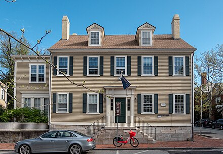 Sarah Doyle Women's Center, 26 Benevolent Street Sarah Doyle Womens Center Brown University.jpg