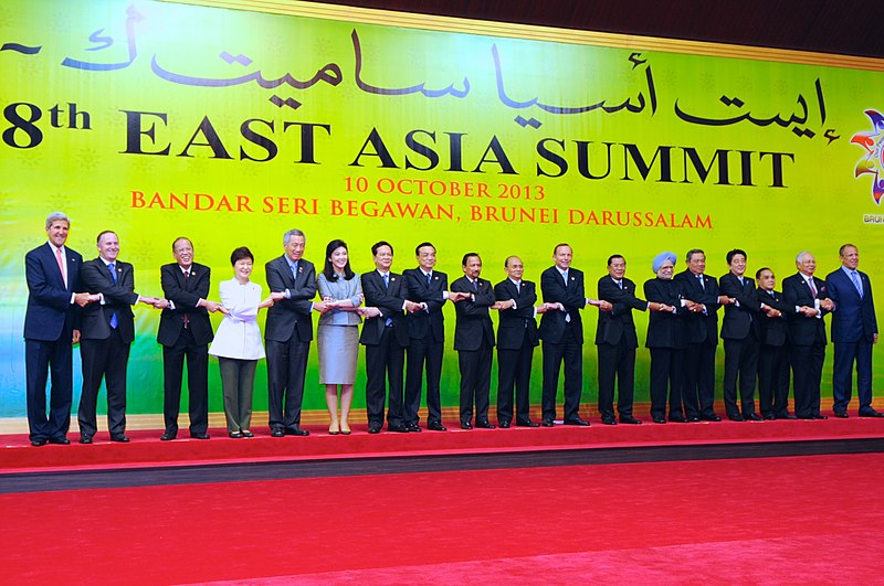 File:Secretary Kerry Poses With Other Attendees of East Asia Summit (10183829043).jpg