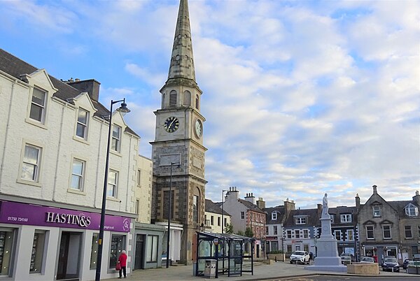 Selkirk town centre, showing the town house and the statue of Sir Walter Scott