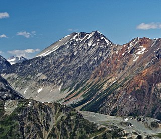 Sessel Mountain Mountain in BC, Canada