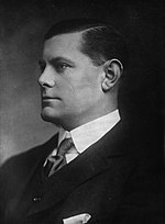 Sir Eric Campbell-Geddes in 1917.jpg