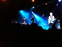 Spector actuando en The Leadmill en Sheffield, Reino Unido