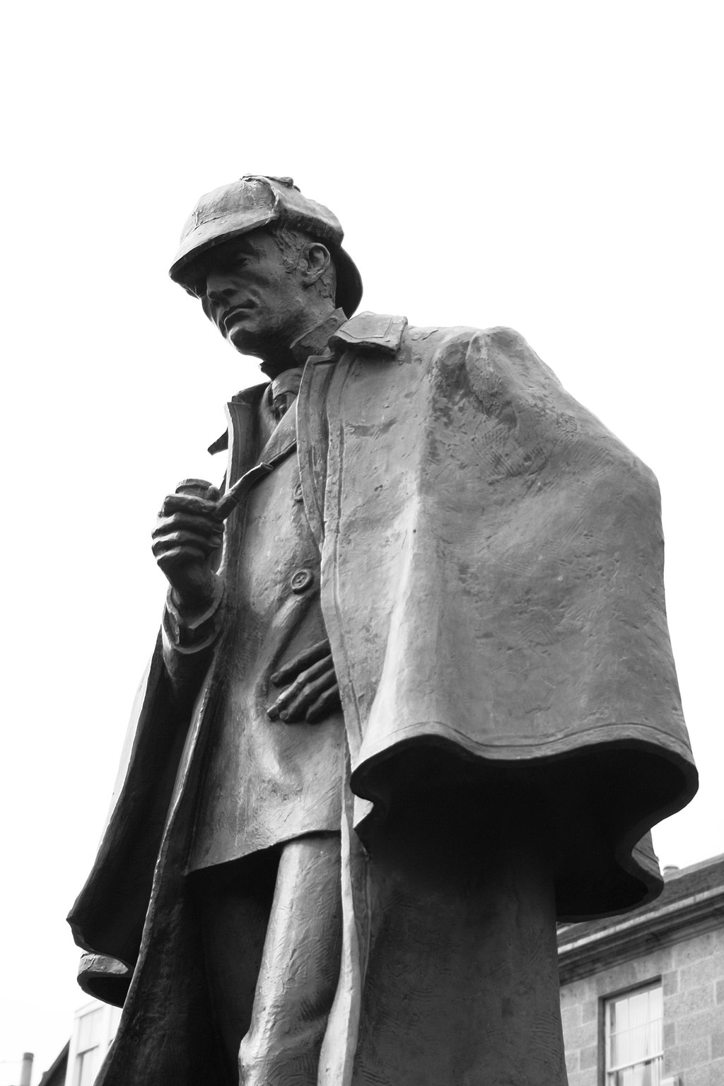 1024px Statue of Sherlock Holmes in Edinburgh