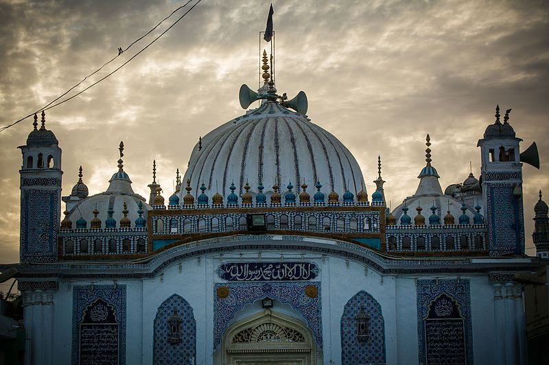 File:Sunset at Shrine of Shah Abdul Latif Bhittai.jpg