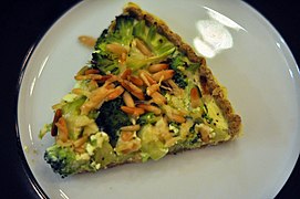 Broccoli pizza