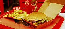 Paperboard clamshell for fast food The Giant hamburger, fries and soda - Quick.jpg