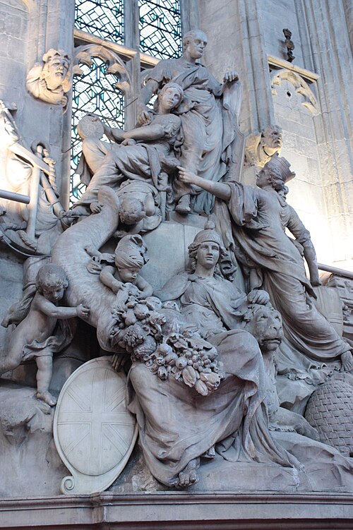 The huge monument to William Pitt the Elder, in the Guildhall, London stands opposite an equally huge monument to his son, William Pitt the Younger in