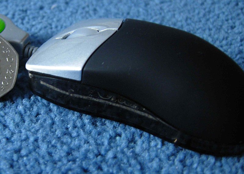 File:USB portable mouse.jpg