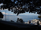 Uitzicht op de havenstad Rijeka vanaf de Stubica poort