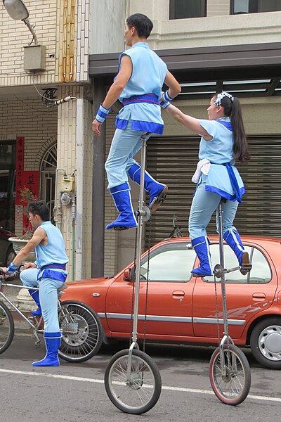 File:Unicycles.jpg