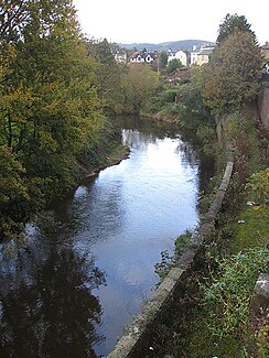 Ser uppströms från Priory Street, Monmouth