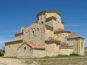 La Anunciada, iglesia románica con decoración lombarda