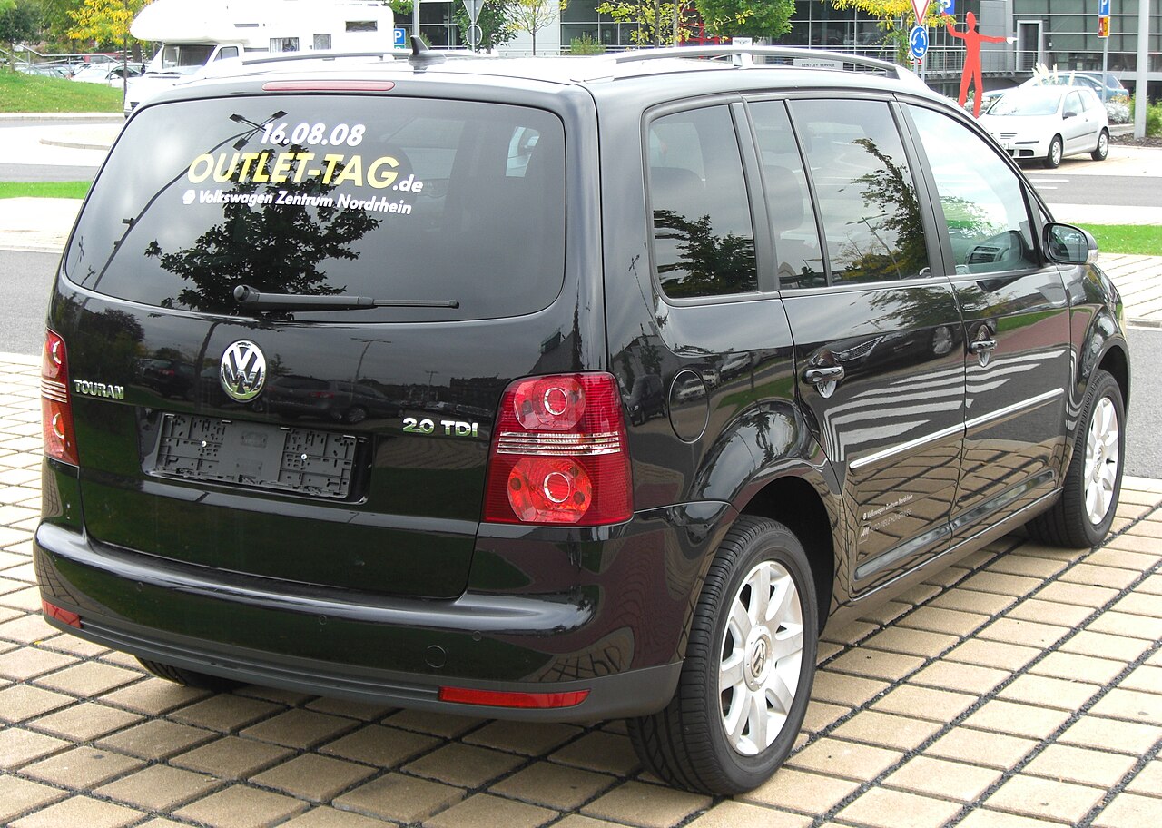 Volkswagen Touran - Wikipedia