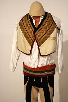 Male tirqi apparel Veshje Tradicionale (7).JPG