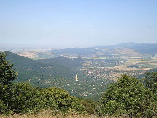 Ihtimanska Sredna Gora from the summit of Opor