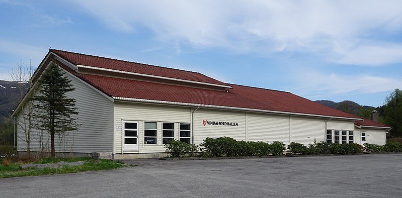 File:Vindafjordhallen.jpg