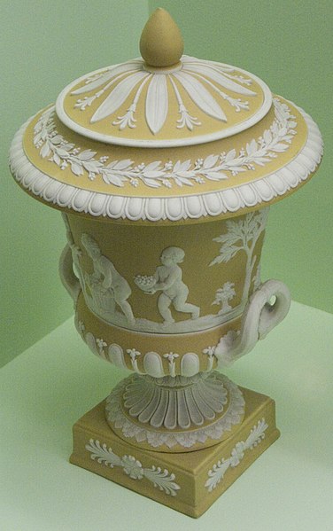 File:WLA brooklynmuseum Wedgwood Vase with Cover 1885.jpg