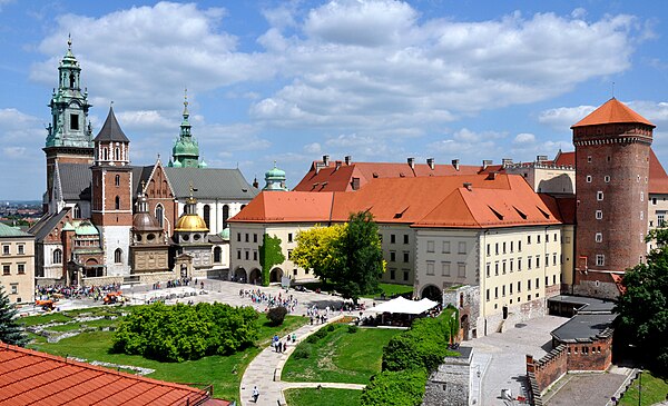 Kraków, royal palace at Wawel on the Vistula river, UNESCO World Heritage Site