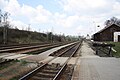 English: Westview of rail in train station in Náměšť nad Oslavou. Čeština: Západní pohled na koleje v Nno.