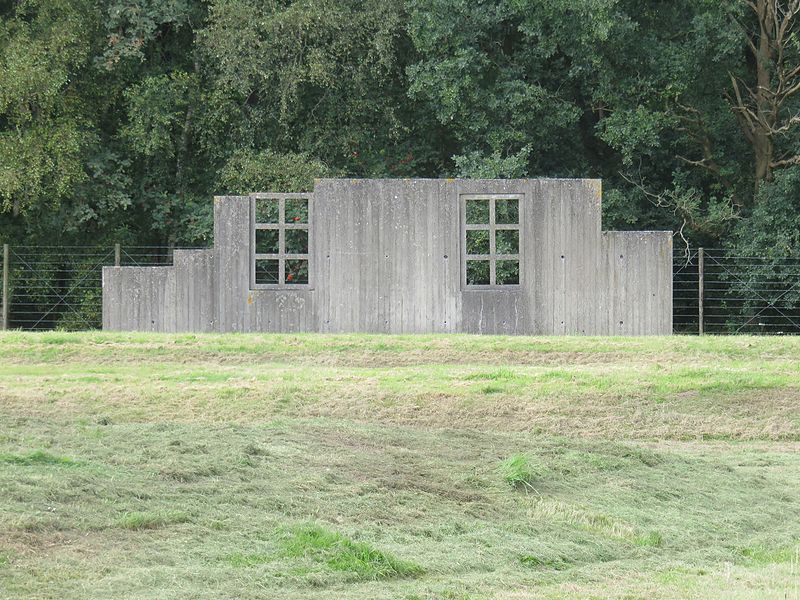 File:Westerbork, concentration camp - Netherland 2016 (28953371001).jpg