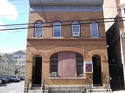 Yonkers - 2013 072 - Public Bath House No.2, 27 Vineyard Ave., Front side.JPG