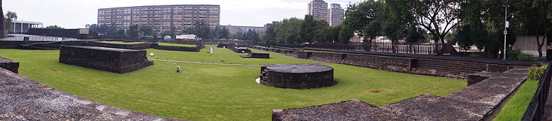 File:Zona arqueológica, Tlatelolco.JPG