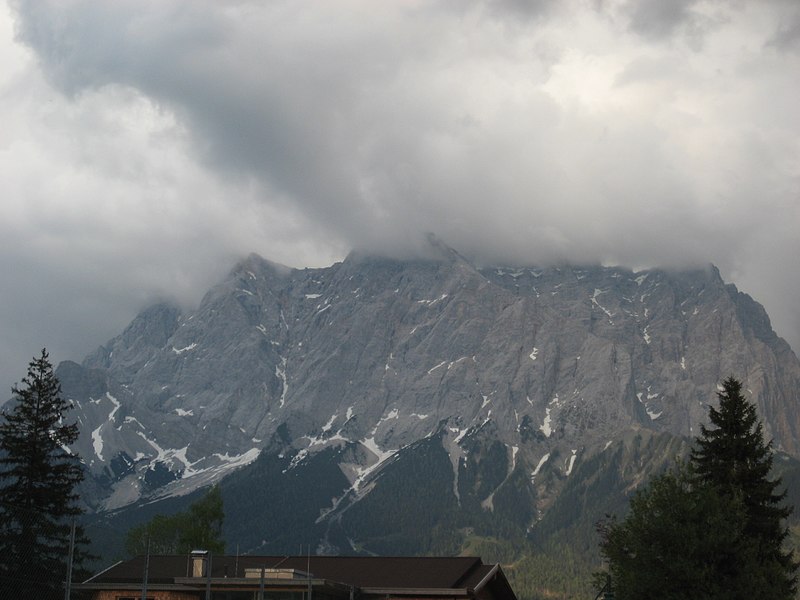 File:Zugspitze seen from Lermoos.jpg