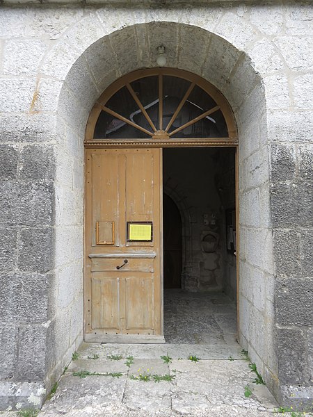 File:Église de La Rixouse - Portail entrée (juil 2018).jpg