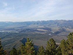 Vue de toute la moitié orientale de la steppe.