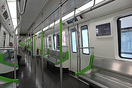 Train interior of Line 4