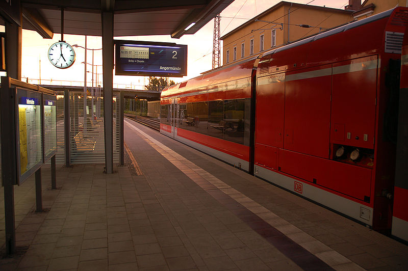 File:2009-0607-bahnbild-by-RalfR-21.jpg