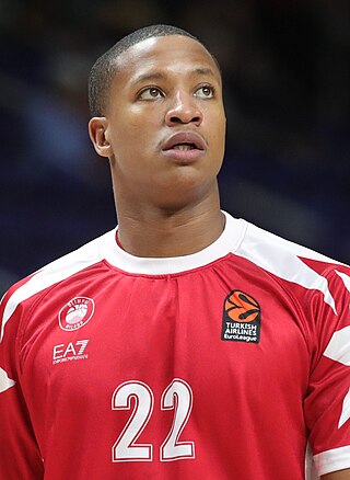 <span class="mw-page-title-main">Devon Hall</span> American basketball player (born 1995)