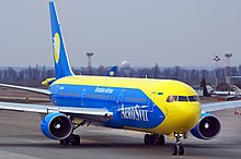 Eine Boeing 767-300ER der AeroSvit