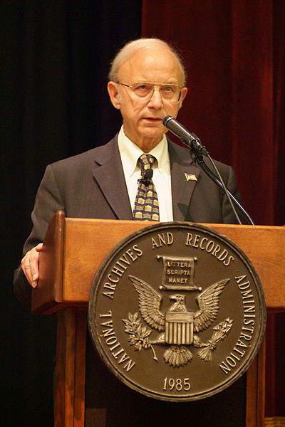 File:Allen Weinstein 2006.jpg