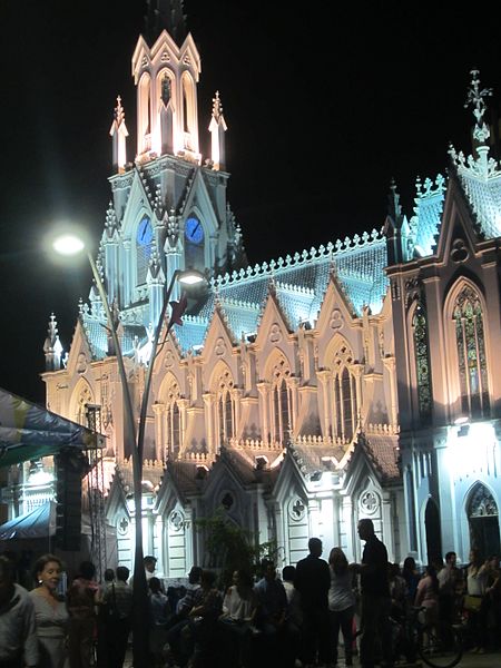 File:Alumbrado Christmas Lights (11474044714).jpg