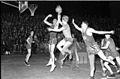 Ameriška košarka v Tivoliju 1964.jpg