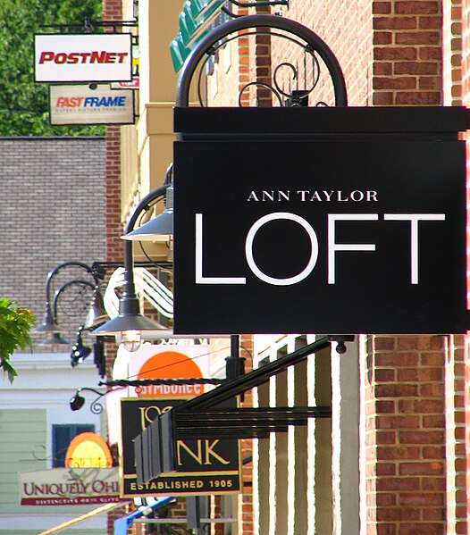 File:AnnTaylorLoftSign.JPG