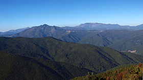 À droite la chaîne des Caldane, depuis Antisanti (Rogna).