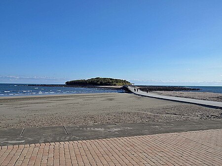 Tập_tin:Ao-shima_,_青島_-_panoramio_(3).jpg