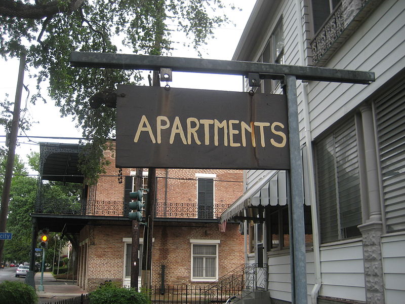 File:ApartmentsPrytaniaFelicityNOLA.JPG