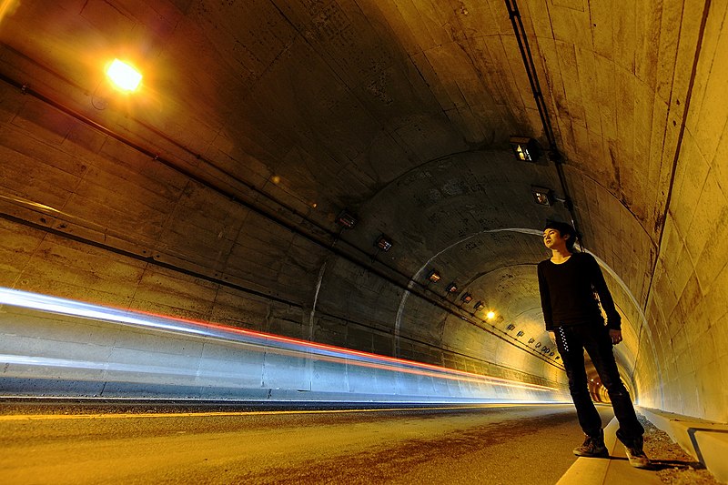 File:At the end of the long tunnel - トンネル男 m-8 - panoramio.jpg