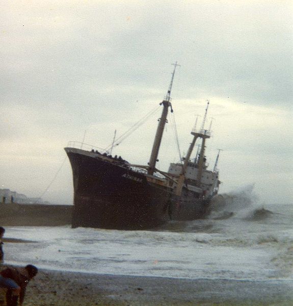 File:Athina B on Brighton Beach 1980-02-09 001.jpg