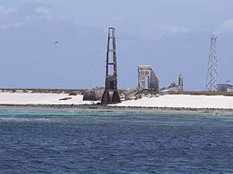 Phare de l'Atol das Rocas.jpg