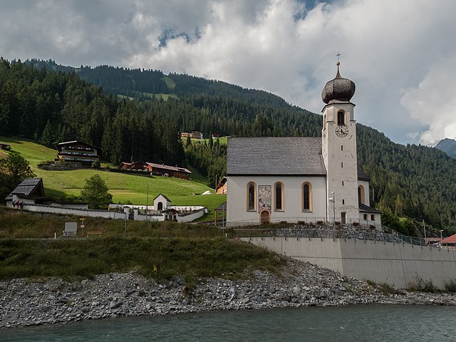 Bach, church: katholische Pfarrkirche unserer lieben Frau Maria Reinigung Bach, katholische Pfarrkirche unserer lieben Frau Maria Reinigung Dm63893 positie2 foto3 2014-07-25 16.44.jpg