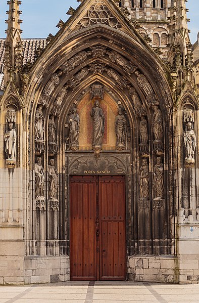 File:Basiliek van Sint Servaas in Maastricht, provincie Limburg in Nederland 04.jpg