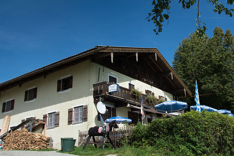 File:Bauern- und Gasthaus D-1-80-128-14 01.jpg