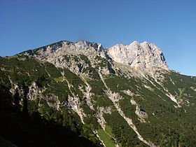 Pohled z vrcholu Berchtesgadener Hochthron.