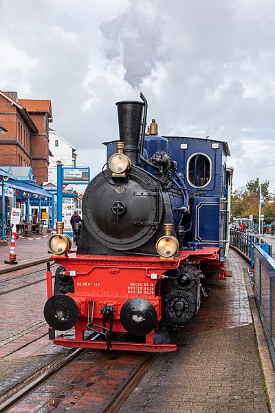 File:Borkum, Bahnhof, Dampflok -- 2020 -- 3089.jpg